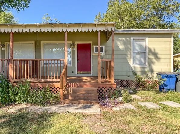 124 S Krueger Ave #1, New Braunfels, TX 78130