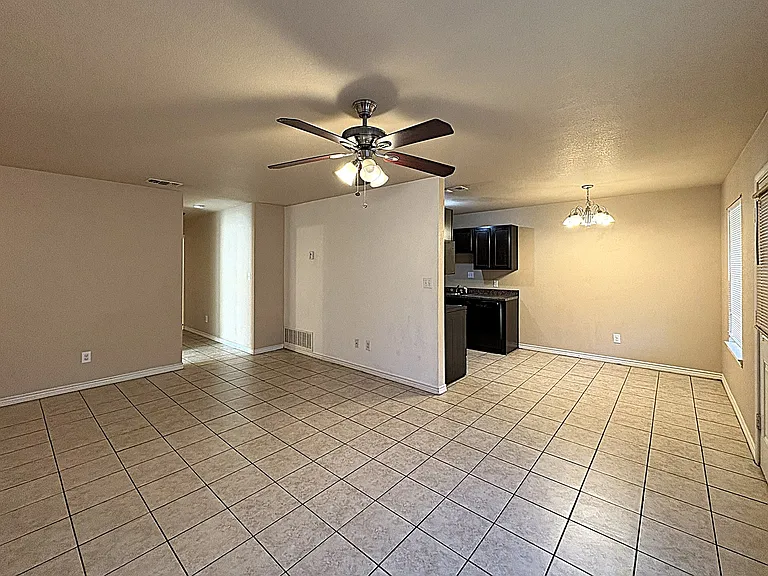 1305 Covey Ln #A — Photo 14