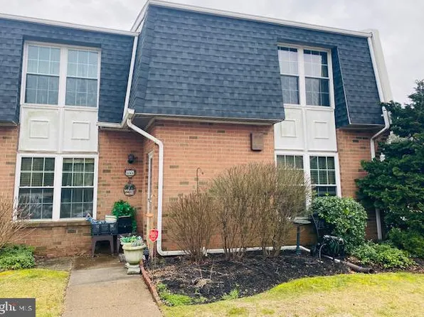 3001 Harbour Dr, Palmyra, NJ 08065