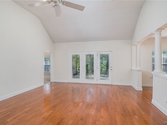 3rd image of 3955 Whirlaway Dr