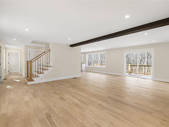 5th image of 234 Kingstown Rd