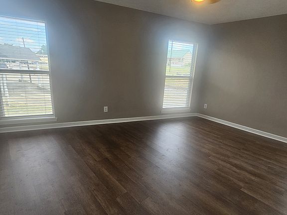 5th image of 104 W Main St #A