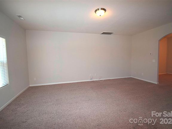 4th image of 8406 Candlenut Ln