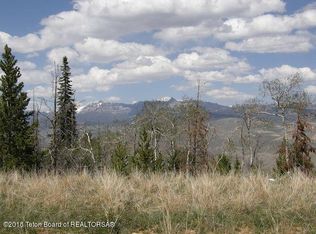 250 Pine Ridge Dr, Dubois, WY 82513