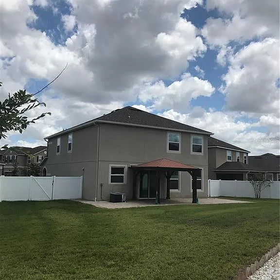 2504 Amati Dr — Photo 2