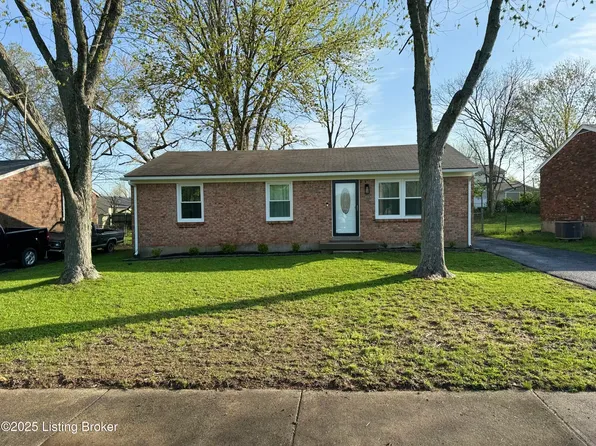 1109 Heatherbourne Dr, La Grange, KY 40031
