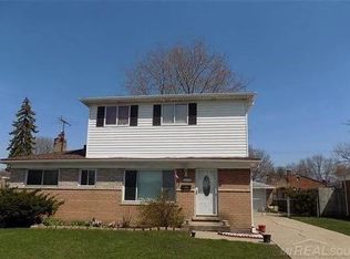 26520 Thomas St, Warren, MI 48091