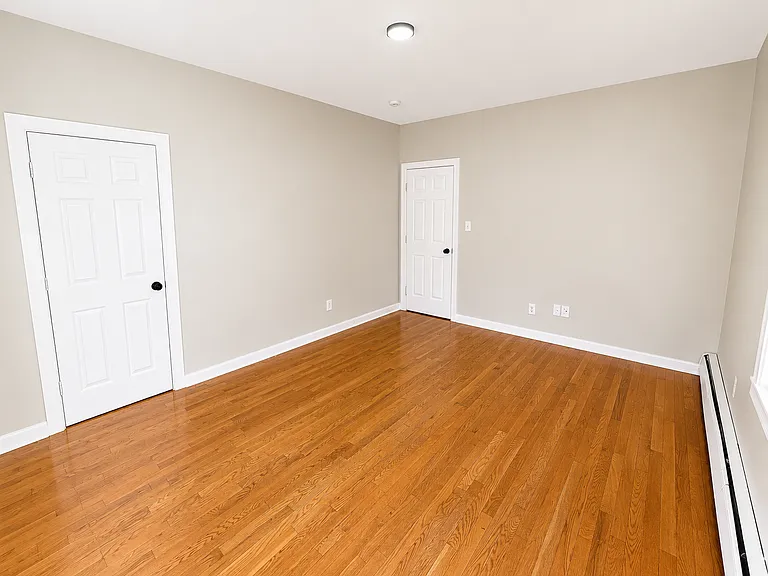 114 Lyons Ave #1 — Photo 9