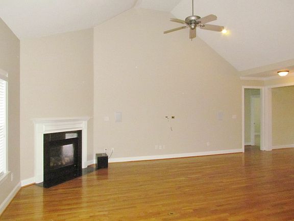 5th image of 100 Hush Hickory Trce
