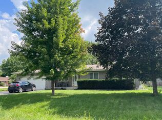 2518 Central Dr, Joliet, IL 60435