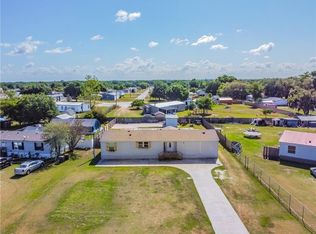 4518 Lower Meadow Rd, Mulberry, FL 33860