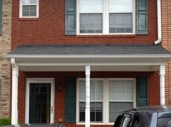3627 Ginnis Rd SW, Atlanta, GA 30331