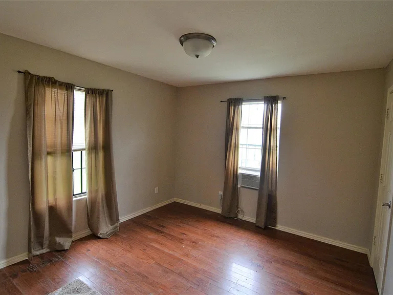 7326 Eagle Pass St — Photo 13