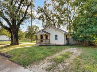 657 S Newton Ave, Springfield, MO 65806
