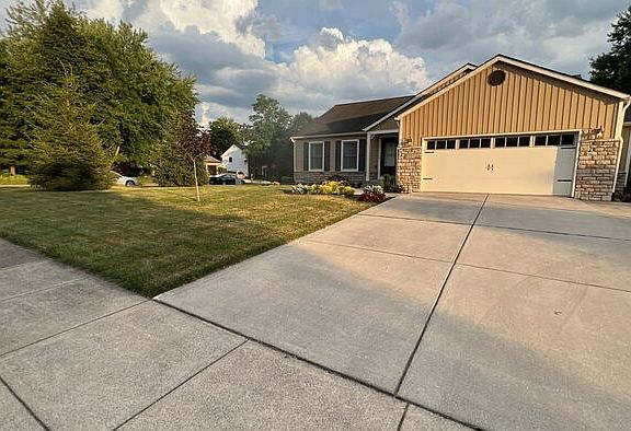2nd image of 1027 Oakshade Dr
