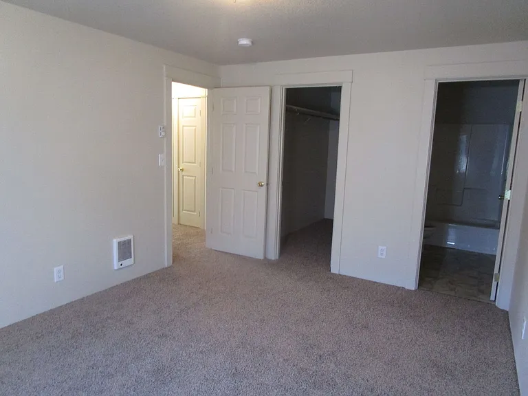 178 SW Ivy Ct — Photo 10