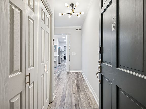 2nd image of 4500 Post Rd Unit 44