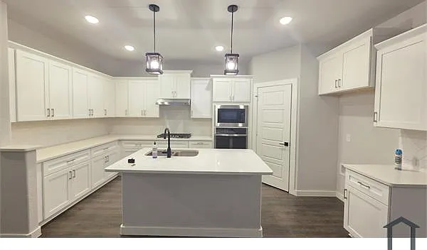 421 Tuscany Dr — Photo 6