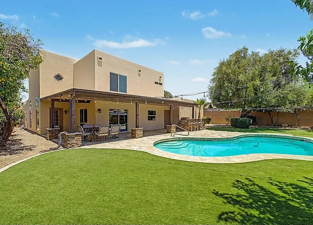 5101 E Karen Dr — Photo 3