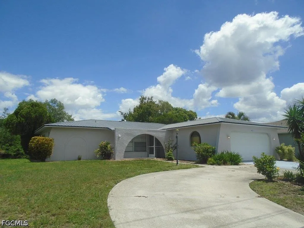 2 bed, 2.0 bath, 1436 sqft, $2,250 — Photo 1