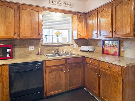 5th image of 7608 Hightower Dr