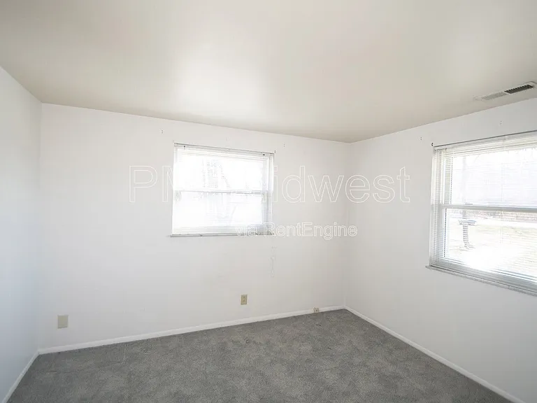 8636 E Edgewood Ave — Photo 24