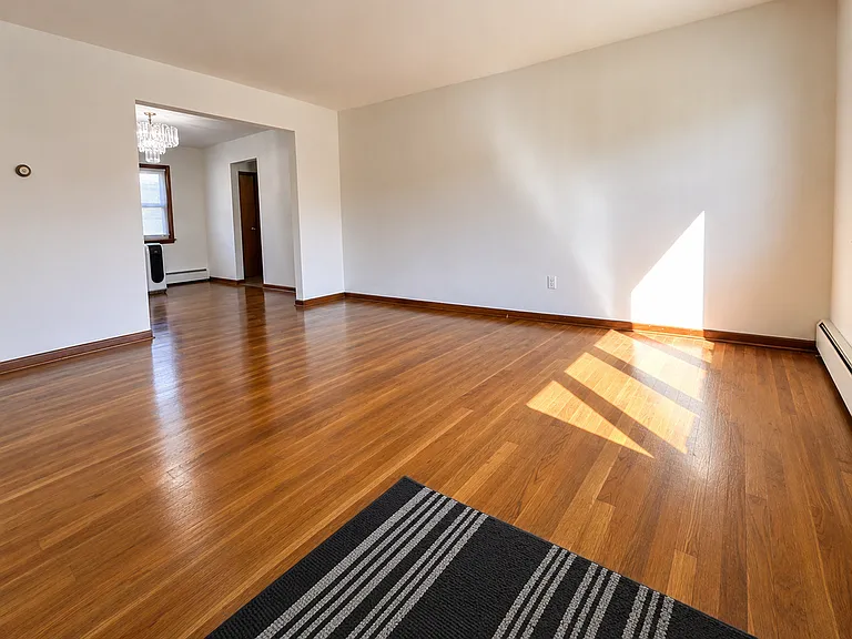 856 Hobson St #1 — Photo 4