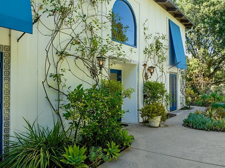 11662 Duque Dr — Photo 2