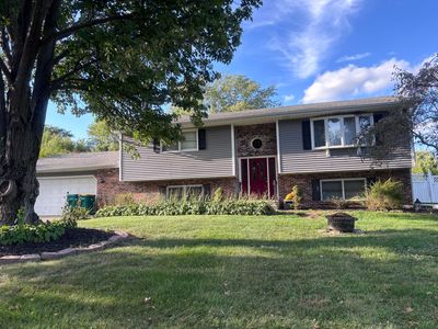 3905 Colonial Dr, Valparaiso, IN, 46383