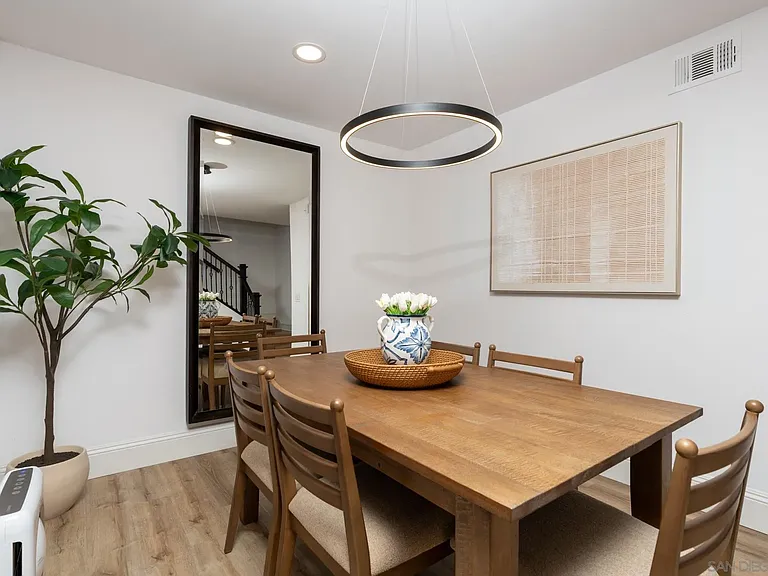 241 S Sierra Ave — Photo 9