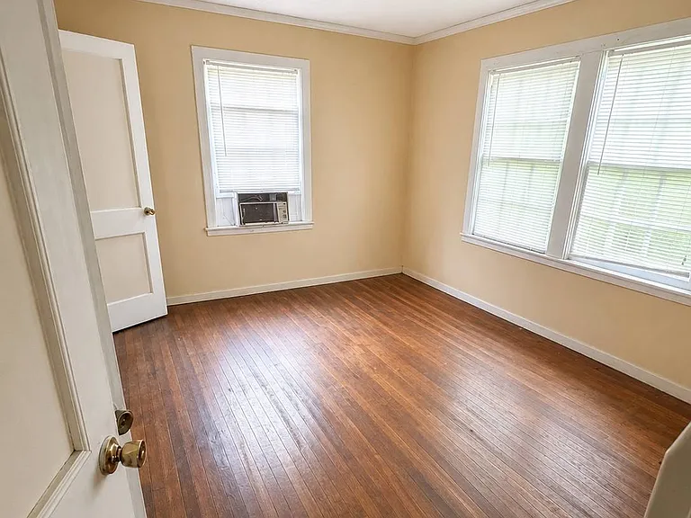 1322 E Ann Arbor Ave — Photo 3
