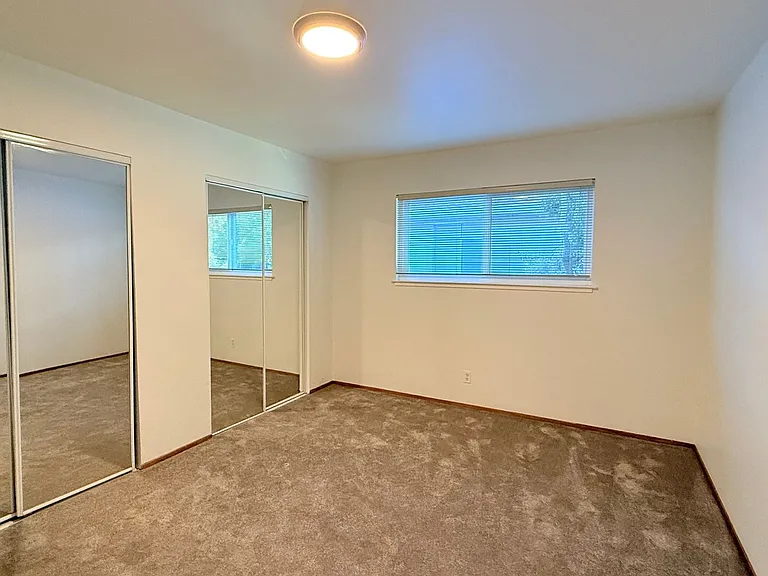 2053 Central Ave (LO) — Photo 16