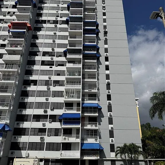 i-4 Avenida San Patricio #209 — Photo 3