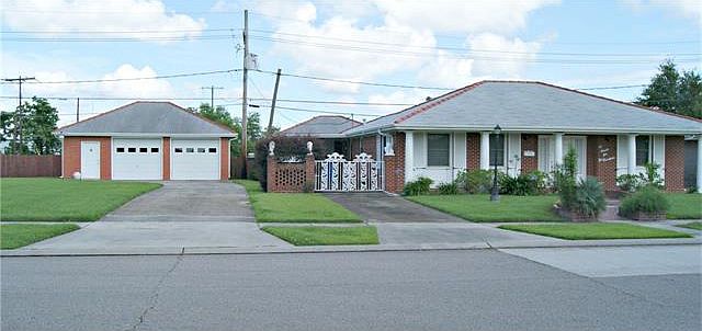 1st image of 629 Norton Ave