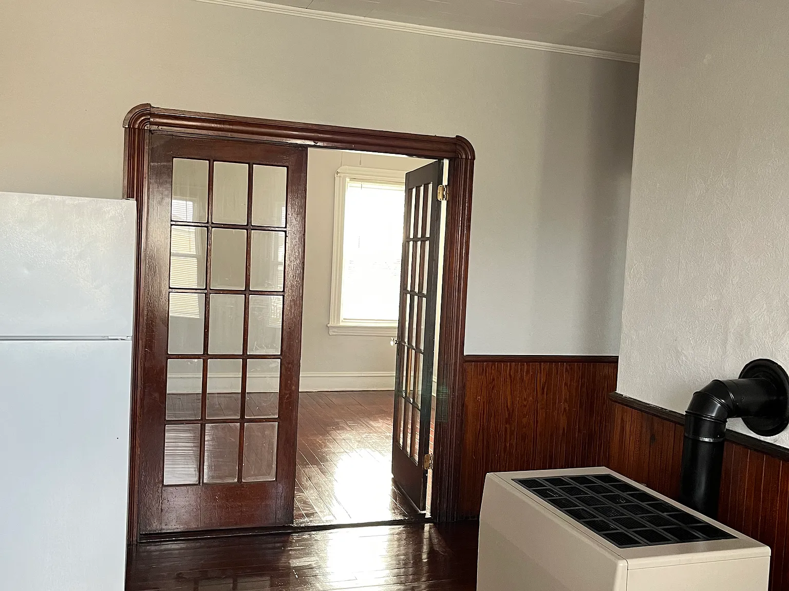3 bed, 905 sqft, $1,700 — Photo 1