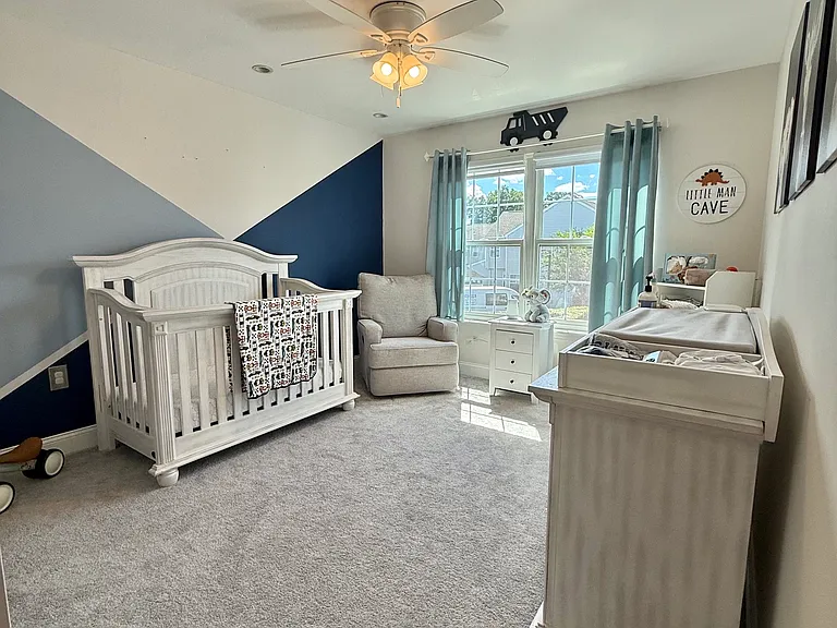 Second bedroom