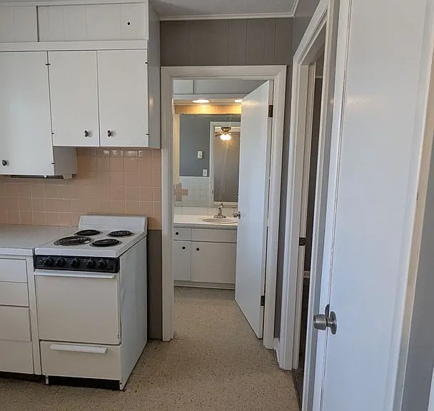 1214 S Blake St — Photo 4