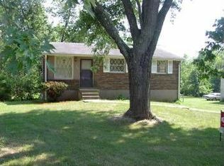 221 Sunset Blvd, Gallatin, TN 37066
