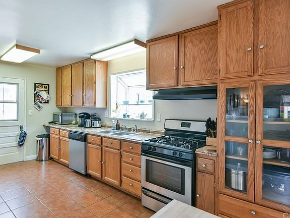 4th image of 5901 Los Nietos St