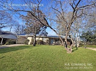 2136 Woodland Ter, Tuscaloosa, AL 35404