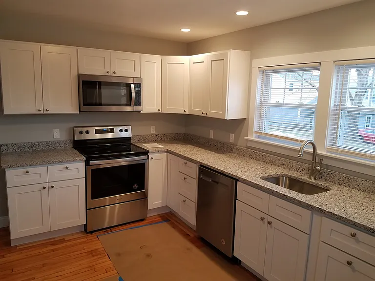 185 Preble Street — Photo 3
