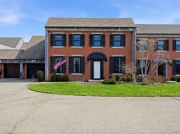 282 Helm Lane, Bay Shore, NY 11706