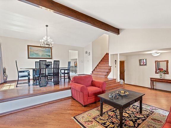 3rd image of 3954 Joanne Dr
