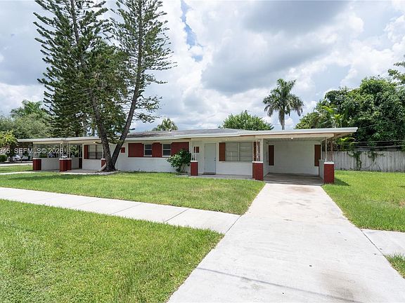 2nd image of 1329 NE Krome Ter #1329