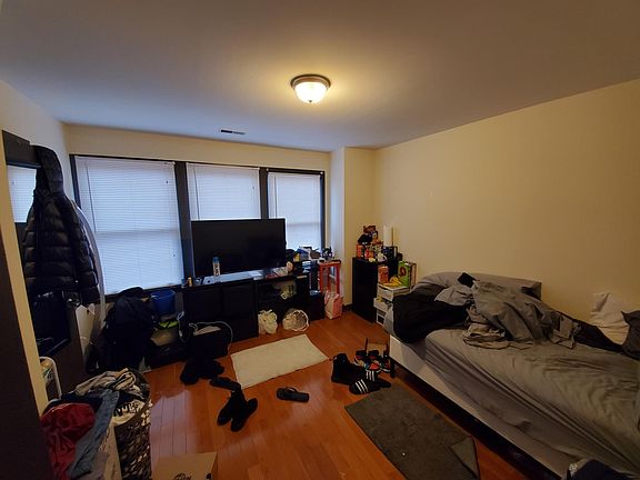 5th image of 2031 N 19th St #1B