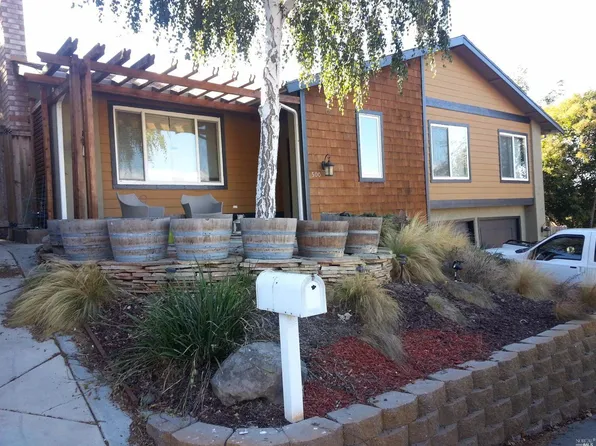 500 Cambridge Dr, Benicia, CA 94510