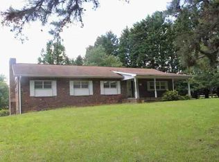 202 Wrenn Crumpton Rd, Roxboro, NC 27574