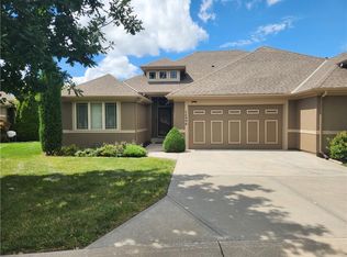 10996 S Parish St, Olathe, KS 66061