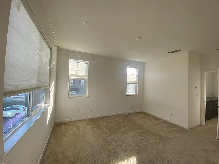 2339 Spitfire Way — Photo 7