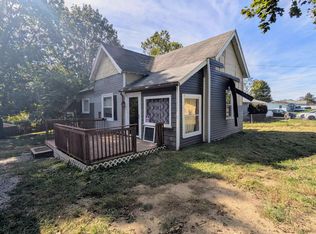 725 W 17th St, Marion, IN 46953